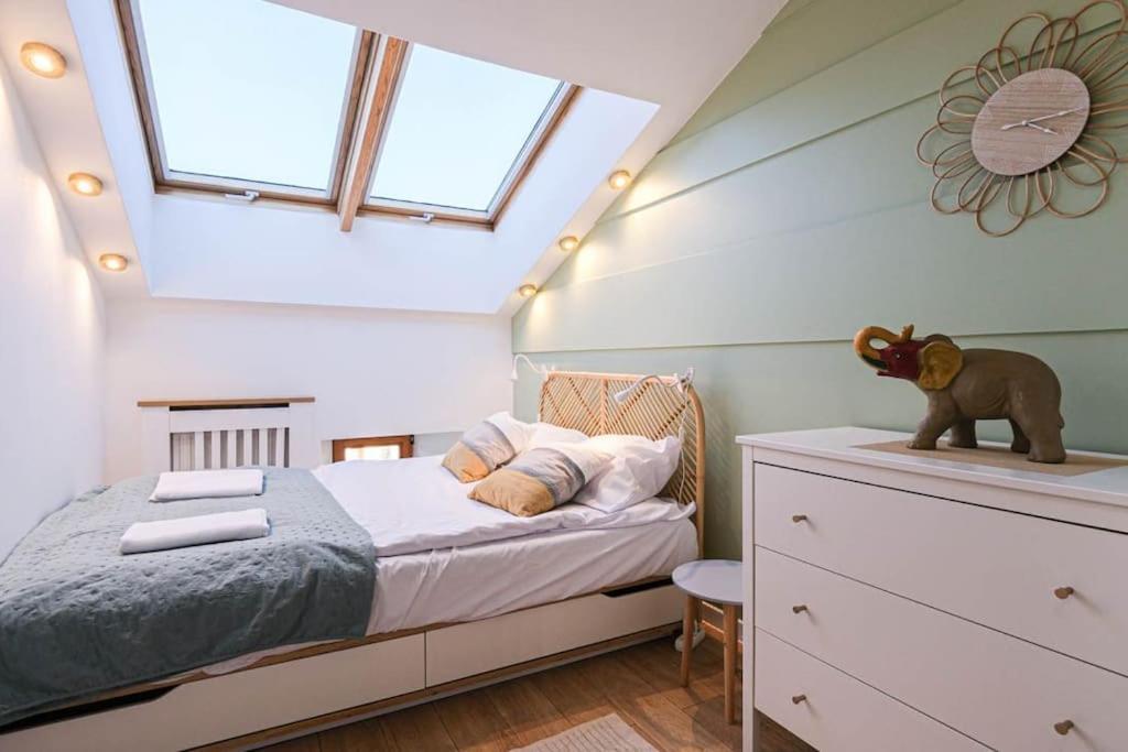 Ferienwohnung Cozy Loft Under The Wawel Sky Krakau Exterior foto