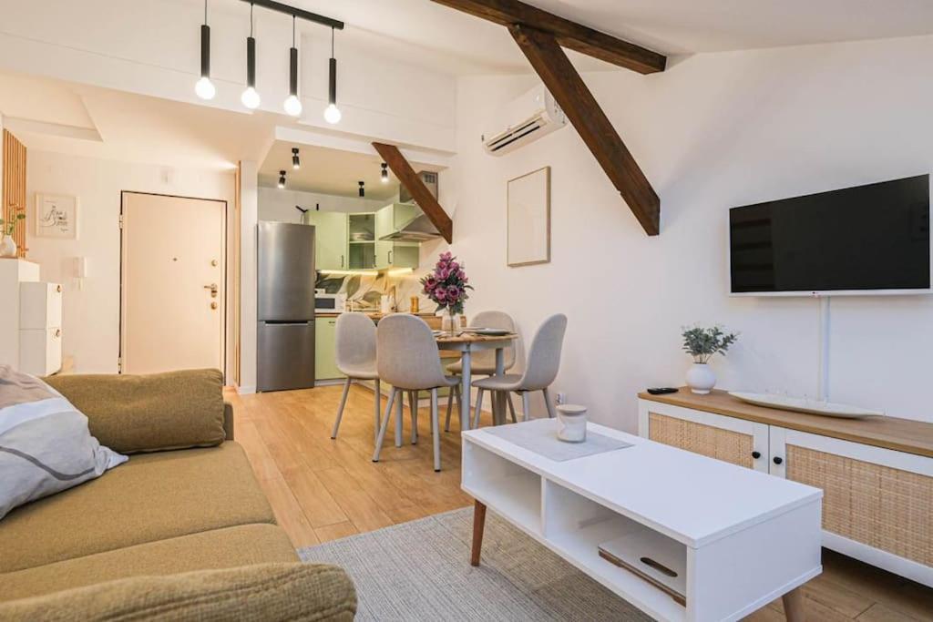 Ferienwohnung Cozy Loft Under The Wawel Sky Krakau Exterior foto