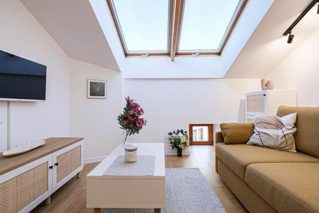 Ferienwohnung Cozy Loft Under The Wawel Sky Krakau Exterior foto